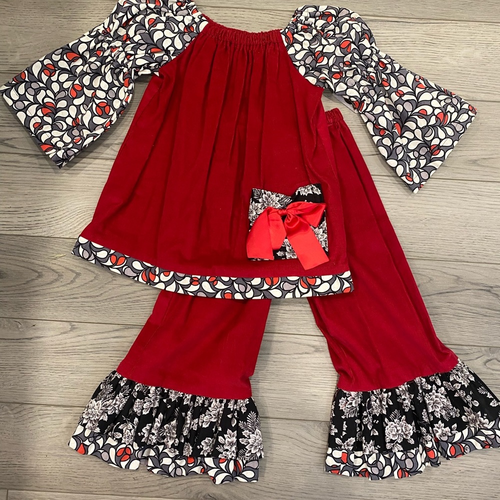 New Hand Made girls 3/4t matching outfit
